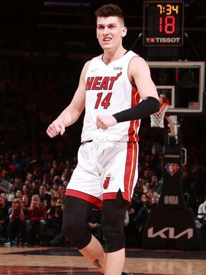 业上同步努 业上同步努