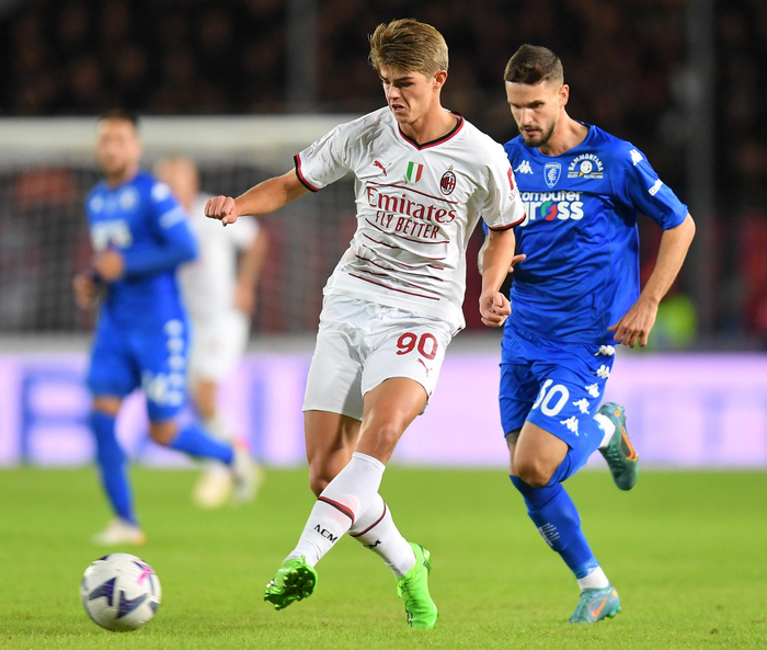 场上继续创 场上继续创